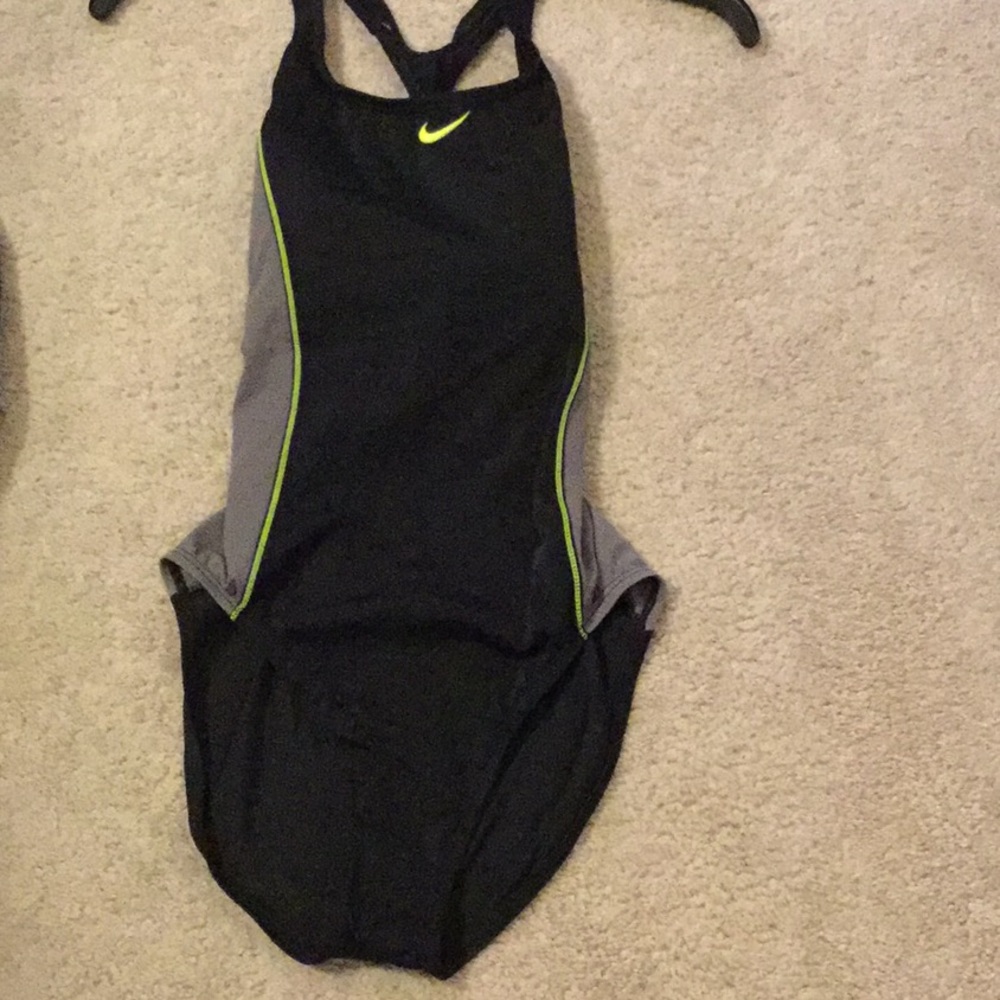 Nike sport one piece bathing suit new medium